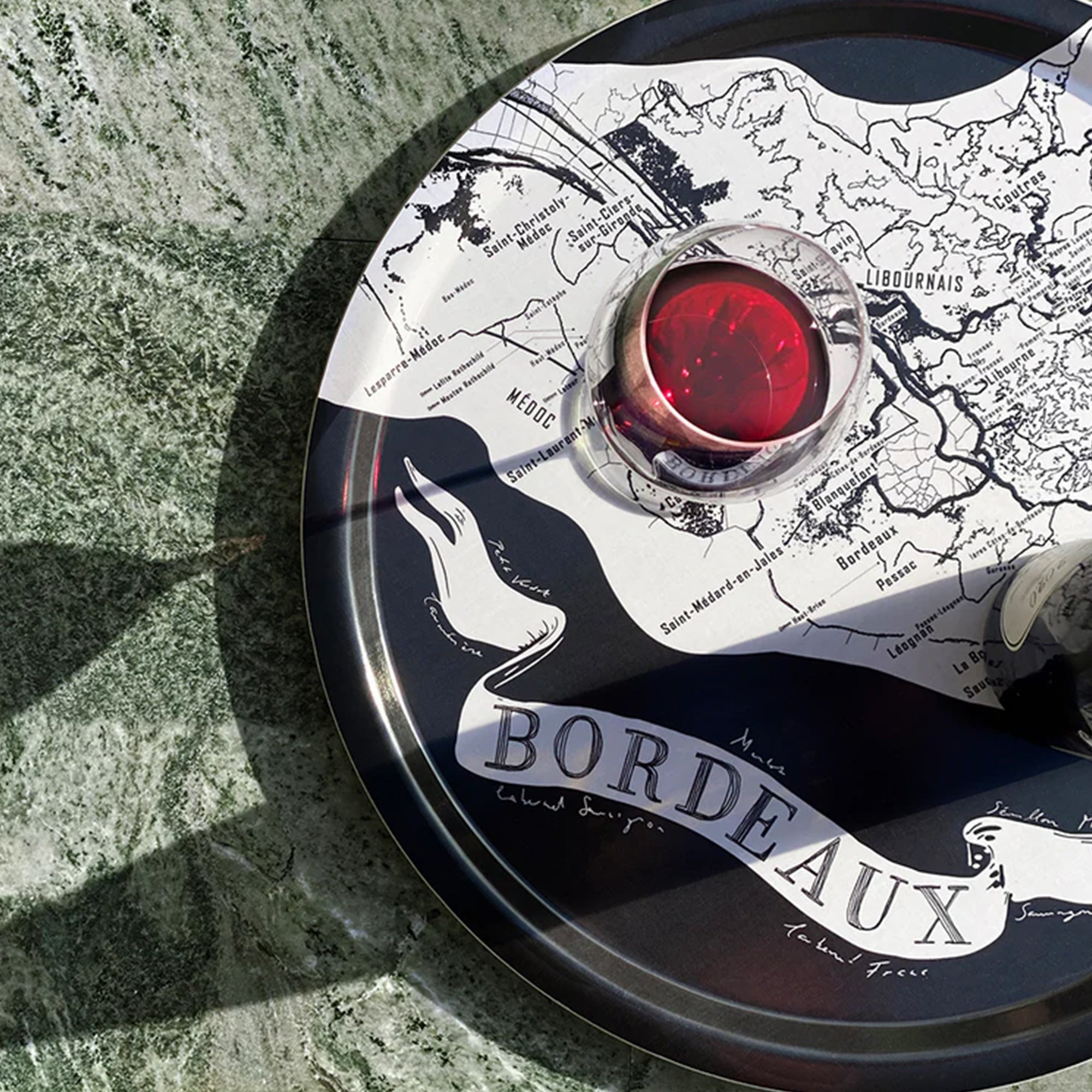 brushery - tray bordeaux