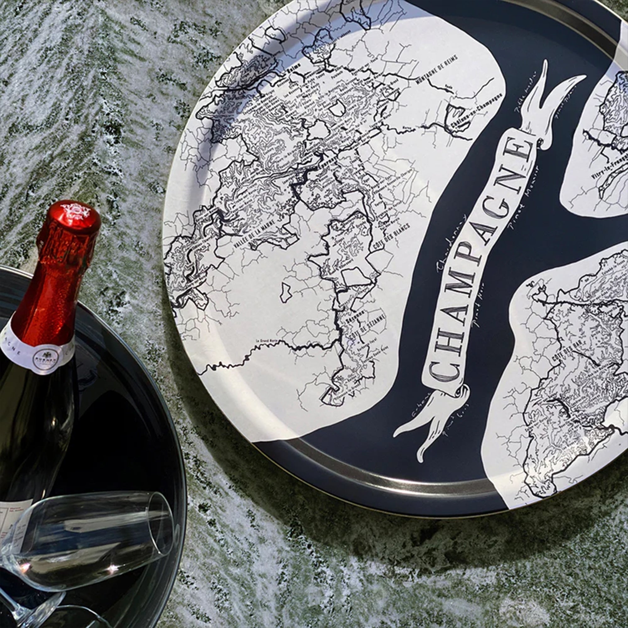 brushery - tray champagne