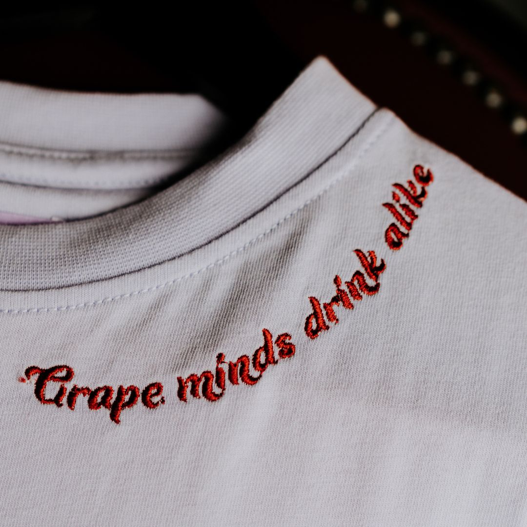 Shirt - Grape minds drink alike