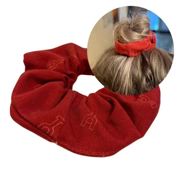 Le Clubs scrunchie